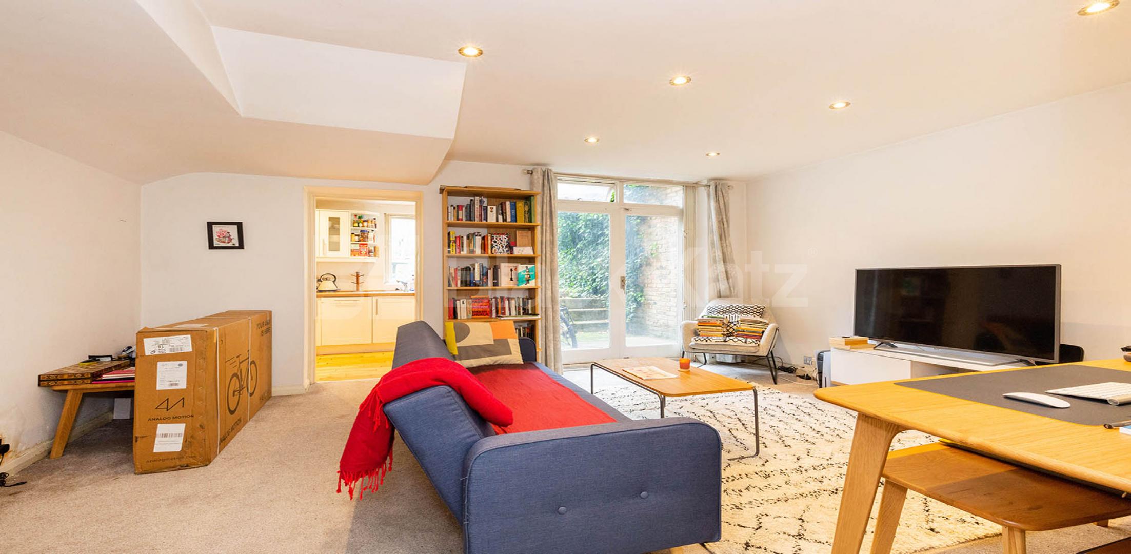 Stunning spacious one bed in Camden with a modern kitchen and bathroom Stratford Villas, Camden Square